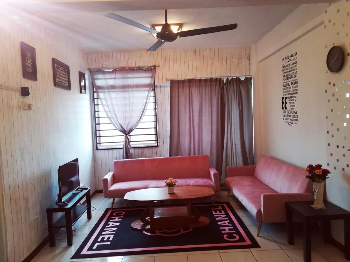 Hagia Medina Muslims Guesthouse Port Dickson Bagian luar foto