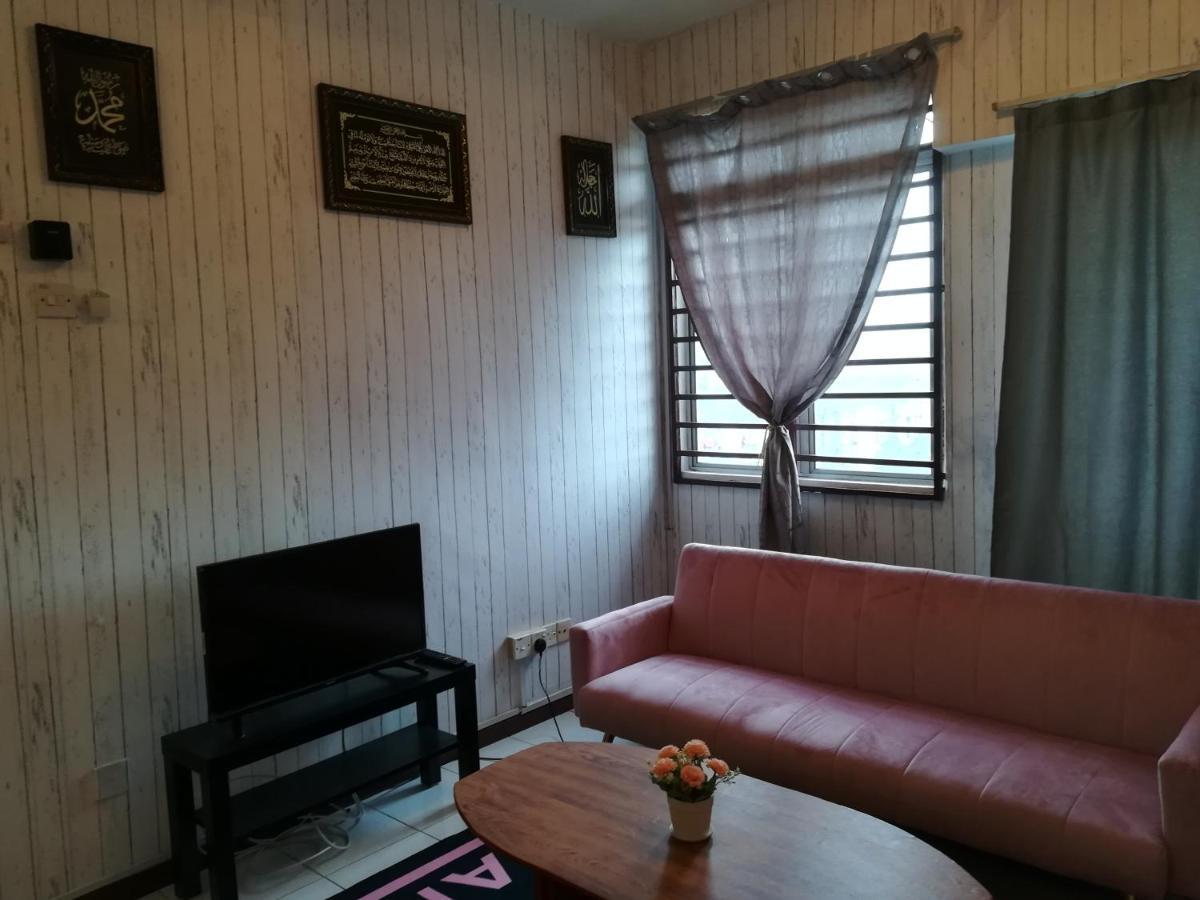 Hagia Medina Muslims Guesthouse Port Dickson Bagian luar foto